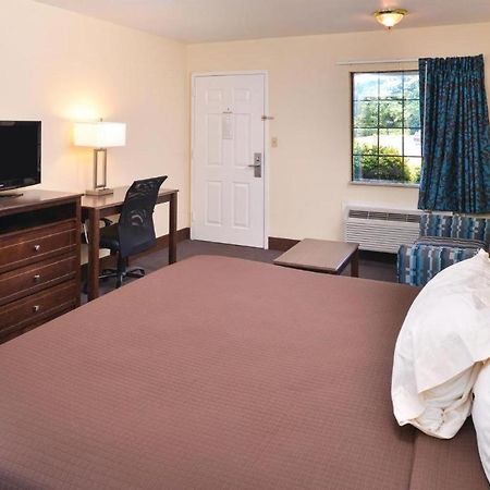 Americas Best Value Inn - Batesville Buitenkant foto